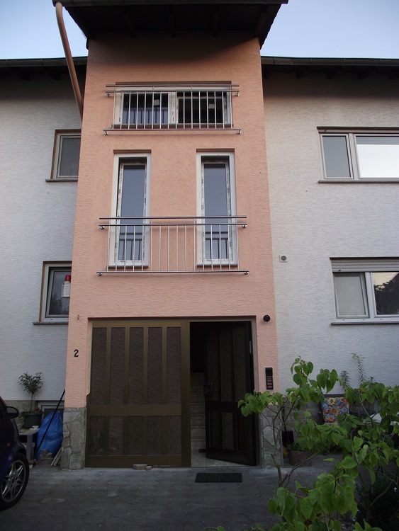 4-Zimmer Wohn Büro mit ca. 125 m² Balkon mit ca. 25 m²