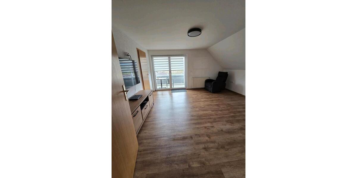Dachgeschoßwohnung Auenwald - 6.5 Zimmer, 112 m&sup2;, 1.400&euro; | Angebot:26679251
