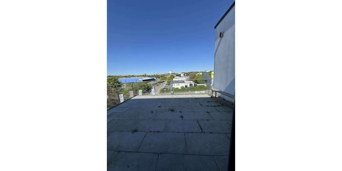 Etagenwohnung Backnang - 4 Zimmer, 142 m&sup2;, 1.600&euro; | Angebot:26450148