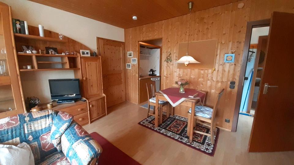 Erdgeschoßwohnung Siegen Eiserfeld - 2 Zimmer, 42 m&sup2;, 400&euro; | Angebot:24643848