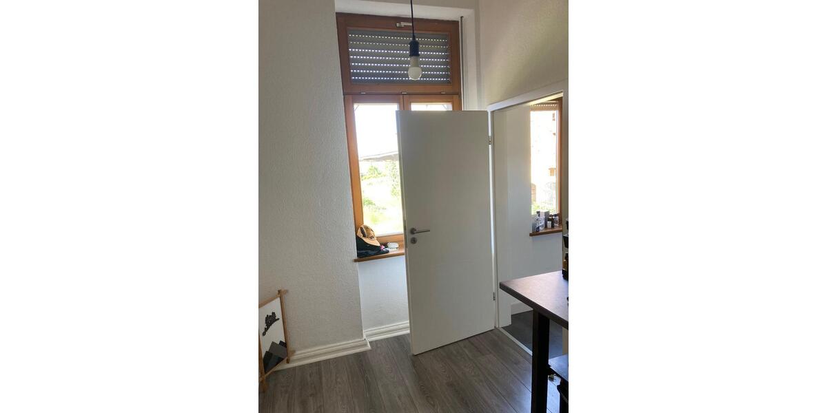 Erdgeschoßwohnung Jockgrim - 1.5 Zimmer, 42 m&sup2;, 300&euro; | Angebot:20838683