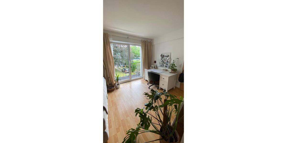 Wohnen auf Zeit Bonn Dottendorf - 5 Zimmer, 20 m&sup2;, 450&euro; | Angebot:26250567