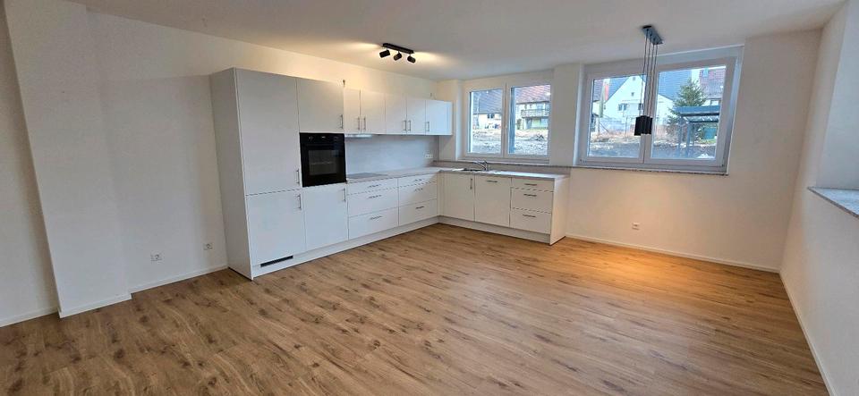 Erdgeschoßwohnung Bisingen - 3 Zimmer, 82 m&sup2;, 1.215&euro; | Angebot:24944984