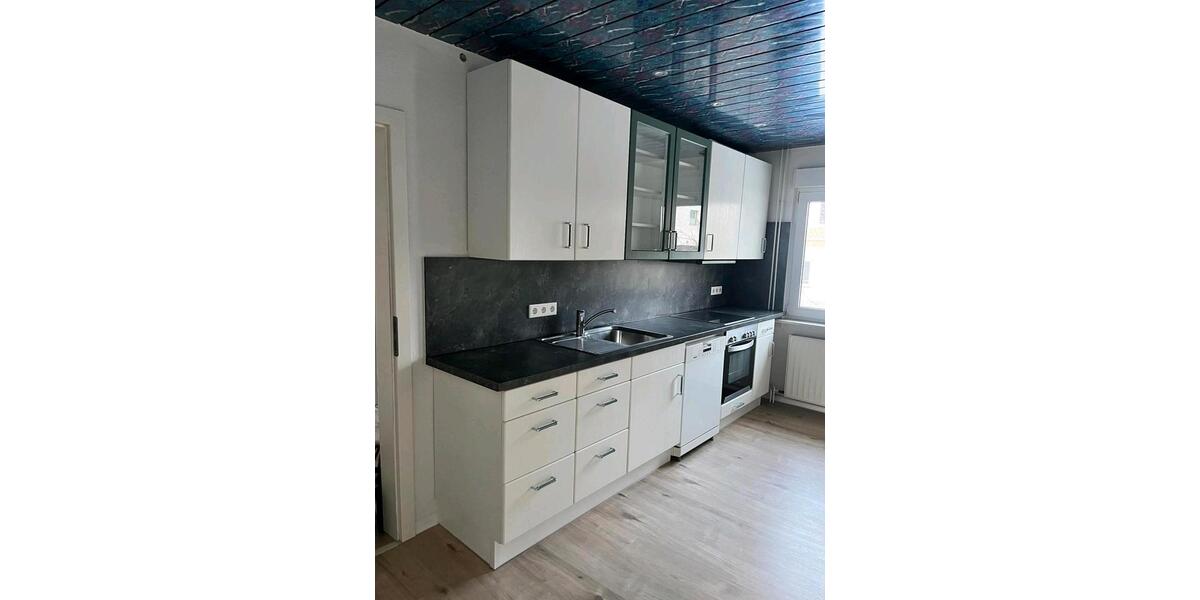 Etagenwohnung Alheim - 4 Zimmer, 95 m&sup2;, 900&euro; | Angebot:24868911
