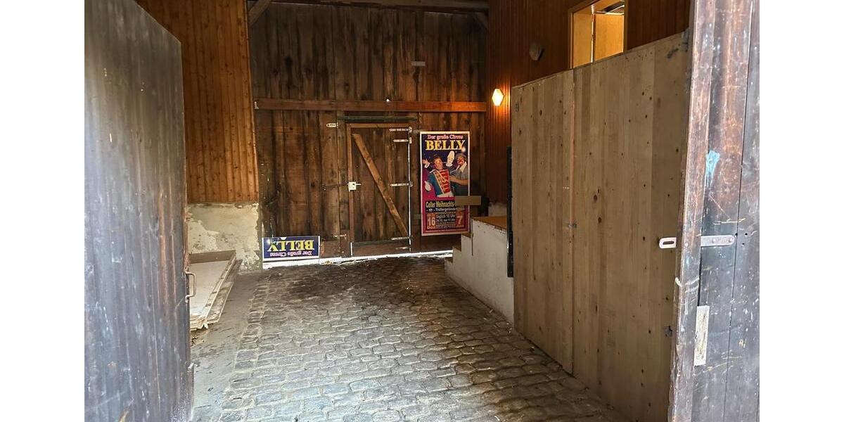 LagerflächeShowroom inkl. KFZ Stellplatz in Wittingen zimmer