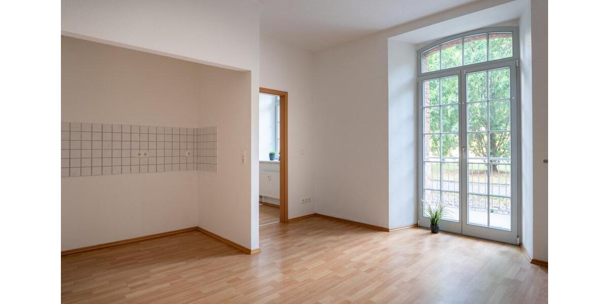 Erdgeschoßwohnung Calbe (Saale) - 2 Zimmer, 43 m&sup2;, 300&euro; | Angebot:10794173