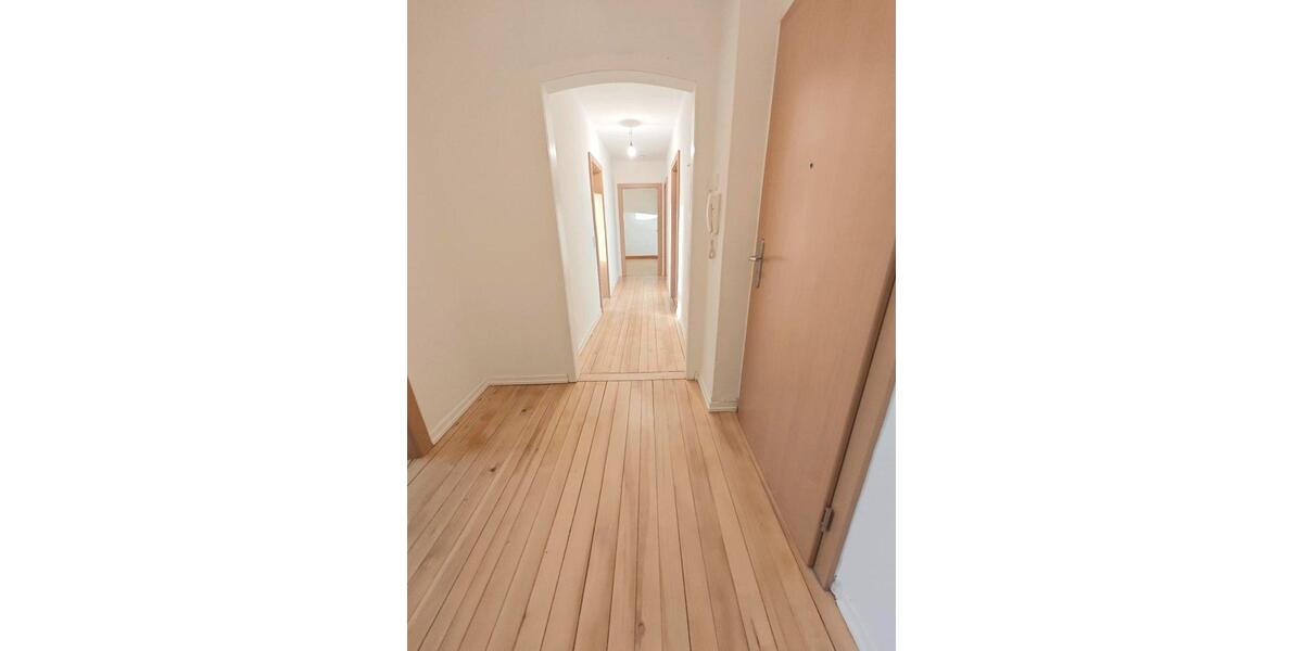 Etagenwohnung Malsch - 3 Zimmer, 100 m&sup2;, 850&euro; | Angebot:23834914