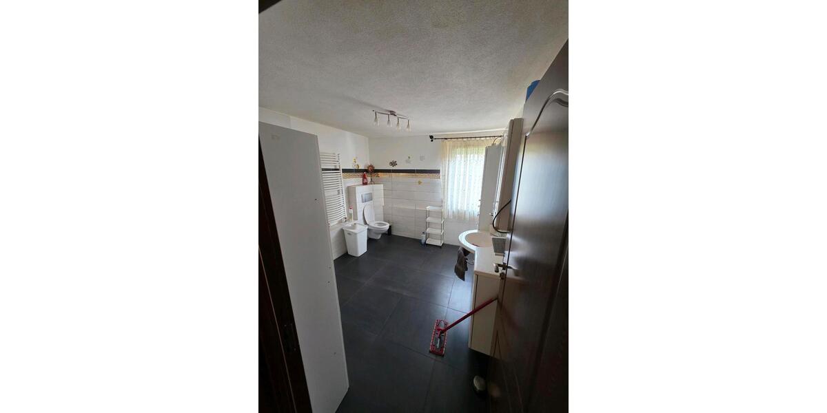 Etagenwohnung Heidenheim an der Brenz - 5 Zimmer, 141 m&sup2;, 1.600&euro; | Angebot:26059761