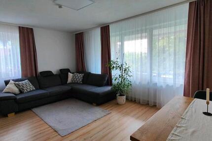 Tolle 3 Zi. Whg. zentral m. Balkon, Keller, teilmöbeliert, 74qm