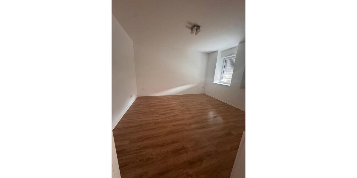 Erdgeschoßwohnung Bad Laer - 3 Zimmer, 102 m&sup2;, 1.015&euro; | Angebot:26190570