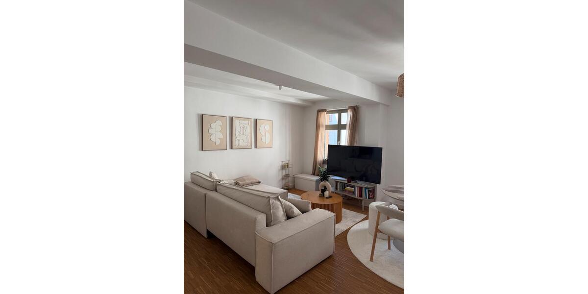 Etagenwohnung Erfurt - 2 Zimmer, 52 m&sup2;, 800&euro; | Angebot:26435032