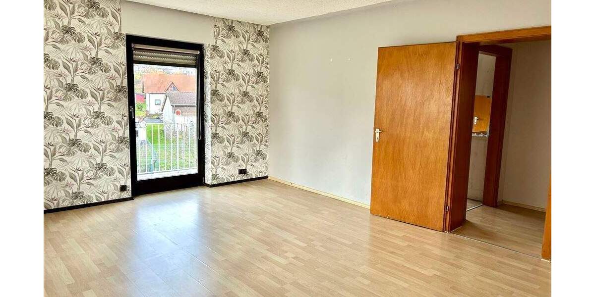 Etagenwohnung Illingen Illingen - 3 Zimmer, 85 m&sup2;, 550&euro; | Angebot:25880093