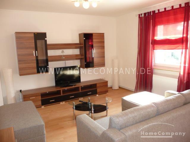 3 Zi.Whg., 1. OG, teilmöbliertmöbliert. Eigener Garten. zimmer