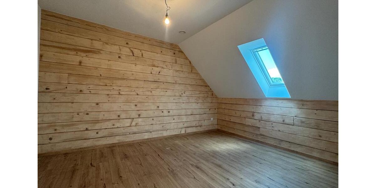 Etagenwohnung Westoverledingen - 5 Zimmer, 110 m&sup2;, 1.150&euro; | Angebot:26697968