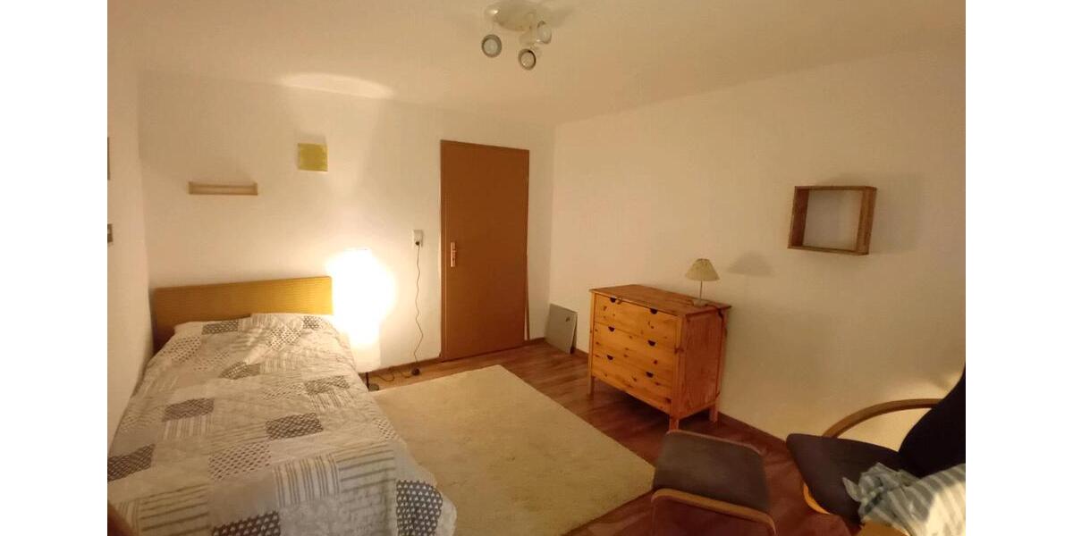 Wohnen auf Zeit Blunk - 1 Zimmer, 14 m&sup2;, 35&euro; | Angebot:26343832