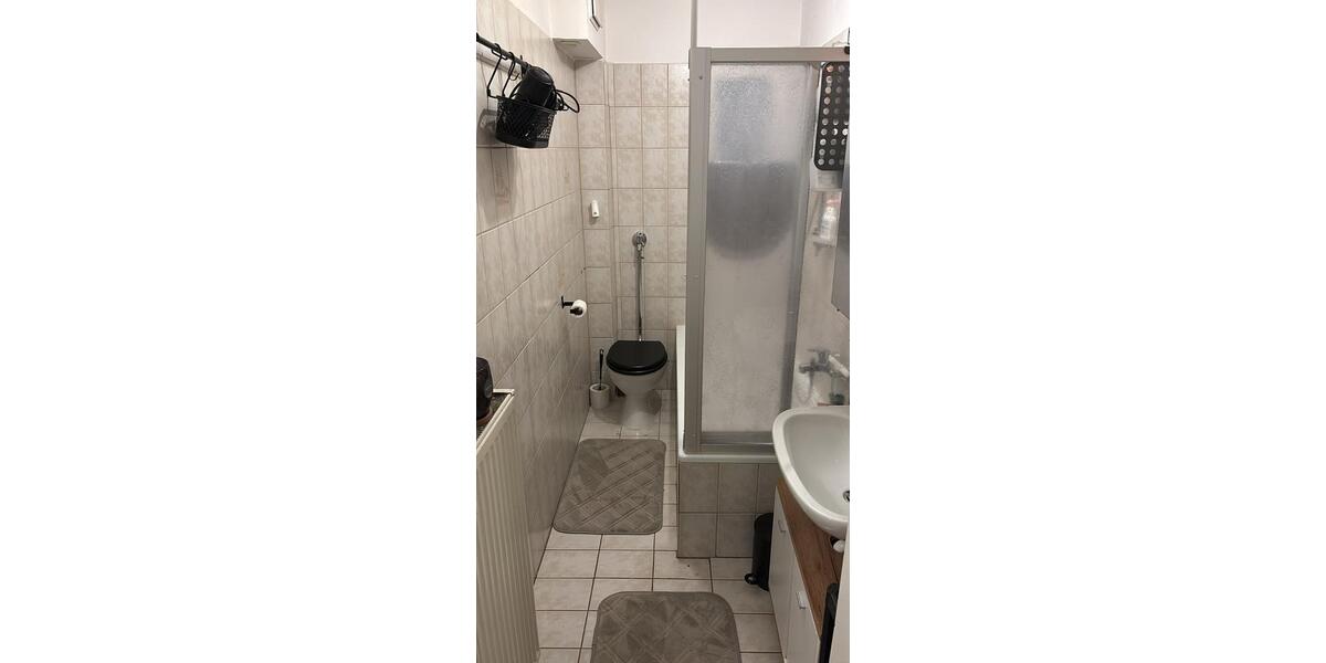 Schöne 2 12 Zimmerwohnung mit Garage in Bayreuth-Oberpreuschwitz 2 zimmer