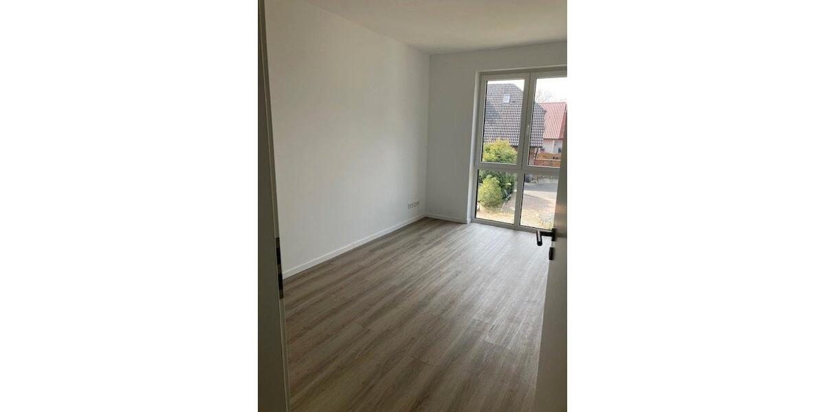 Reihenhaus Schloß Holte-Stukenbrock Stukenbrock - 5.5 Zimmer, 166 m&sup2;, 1.870&euro; | Angebot:26604364