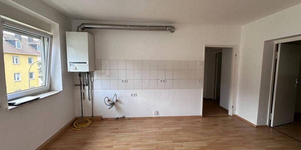 2 ZKB, 2.OG re, renoviert, Trifelsstr. 15, 66113 Saarbrücken 2 zimmer
