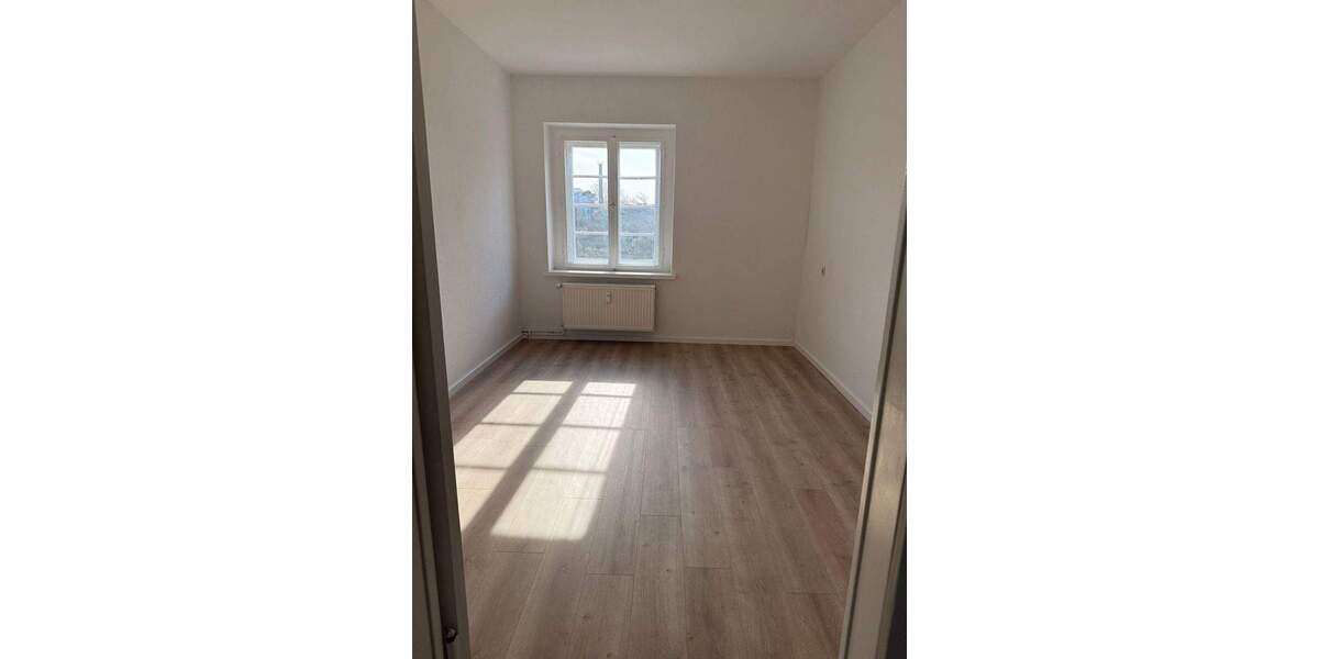 Etagenwohnung Frankfurt (Oder) Frankfurt - 2 Zimmer, 59 m&sup2;, 420&euro; | Angebot:25742199