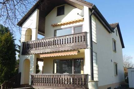 Ruhig gelegene 3-Zimmer Wohnung mit Balkon und kleinem Gartenanteil in Baiersdorf-Igelsdorf