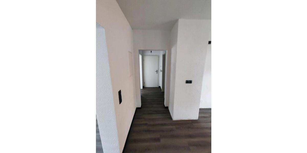 Etagenwohnung Merchweiler - 4 Zimmer, 102 m&sup2;, 875&euro; | Angebot:25883548