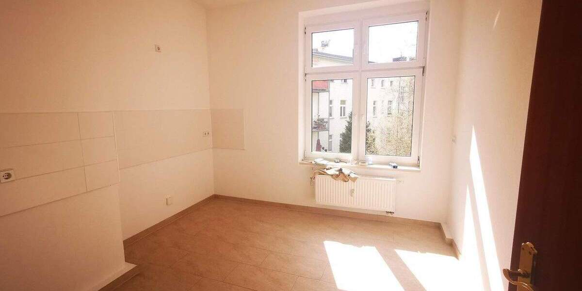 Etagenwohnung Magdeburg Stadtfeld Ost - 4 Zimmer, 105 m&sup2;, 840&euro; | Angebot:25792976