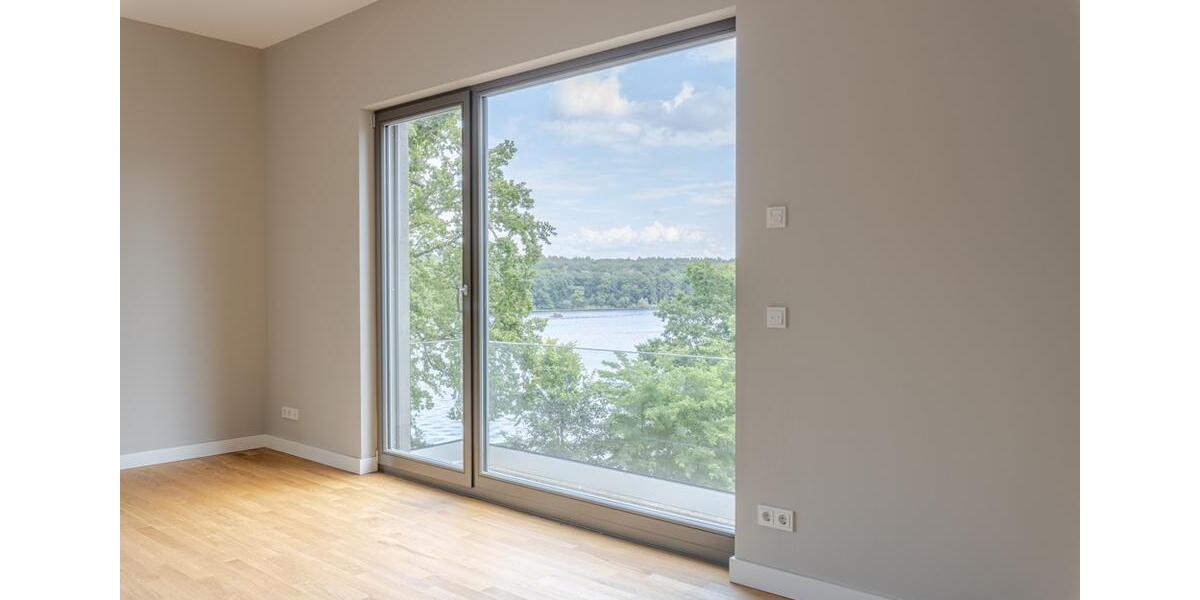 Etagenwohnung Potsdam - 2 Zimmer, 110 m&sup2;, 2.200&euro; | Angebot:24718792