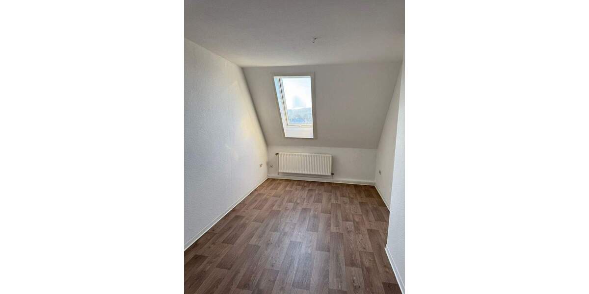 Etagenwohnung Lauenförde - 3 Zimmer, 67 m&sup2;, 385&euro; | Angebot:24807957
