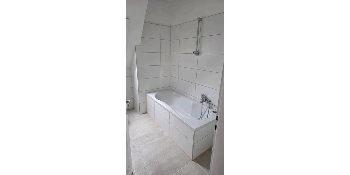 Dachgeschoßwohnung Heringen (Werra) - 4 Zimmer, 84 m&sup2;, 750&euro; | Angebot:26406726