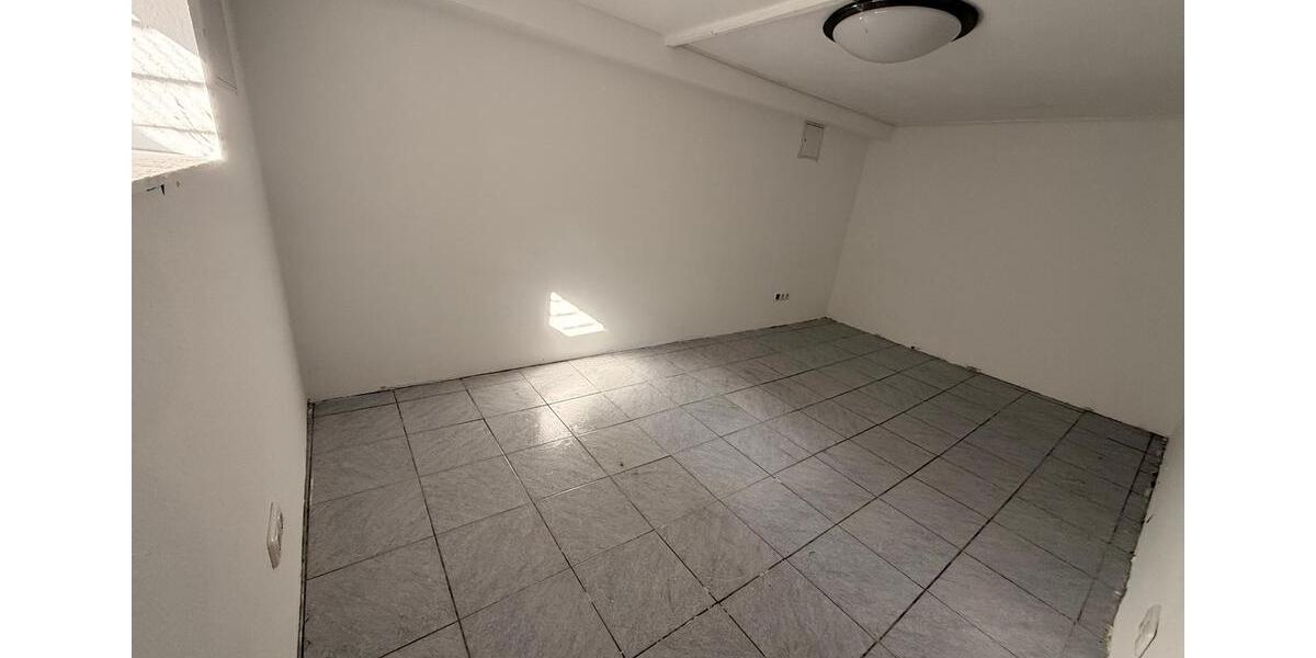 Doppelhaushälfte Baesweiler - 3 Zimmer, 95 m&sup2;, 1.100&euro; | Angebot:25302180