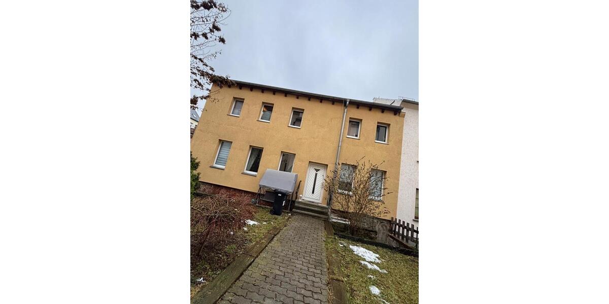 Maisonettenwohnung Werdau - 2 Zimmer, 72 m&sup2;, 400&euro; | Angebot:26705462