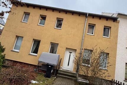 Wohnung Werdau - 2 Zimmer, 72 m&sup2;, 400&euro; | Angebot:26705462