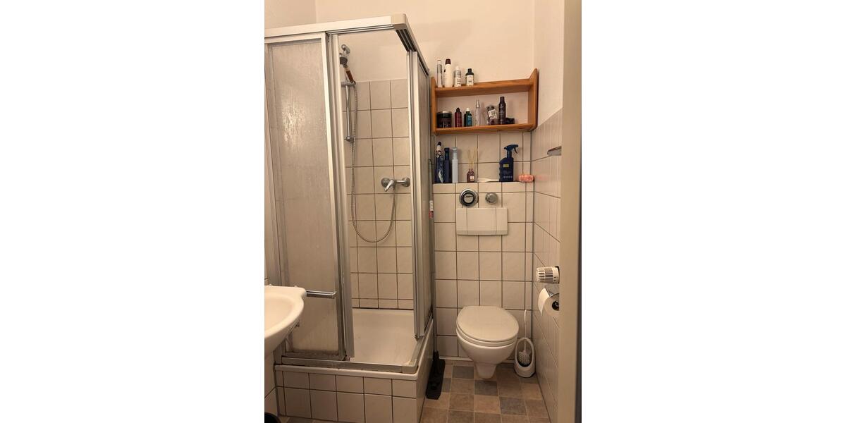 Dachgeschoßwohnung Bonn - 1 Zimmer, 36 m&sup2;, 570&euro; | Angebot:25162149