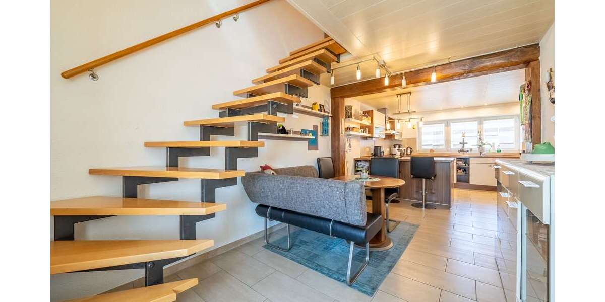 Etagenwohnung Pohlheim - 3.5 Zimmer, 113 m&sup2;, 1.100&euro; | Angebot:27348298
