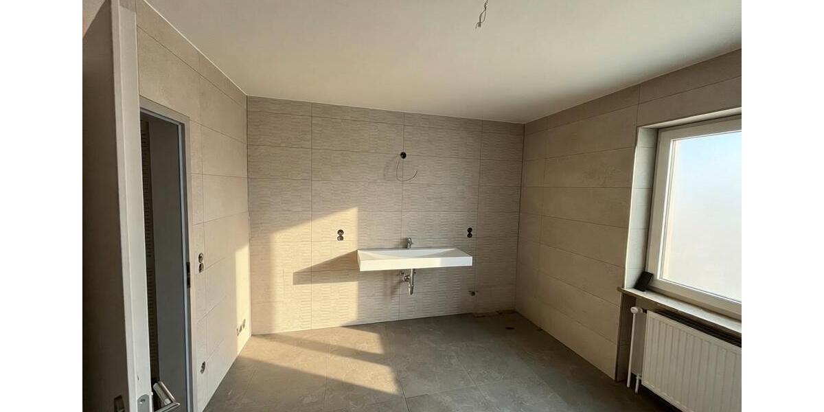 Etagenwohnung Marktredwitz - 3.5 Zimmer, 130 m&sup2;, 900&euro; | Angebot:26661522