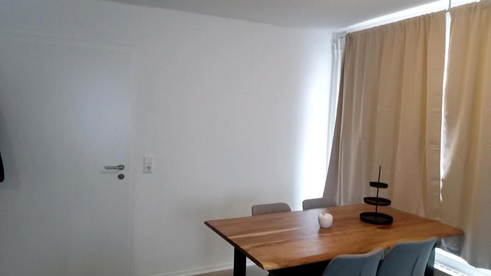 Erdgeschoßwohnung Weingarten - 1.5 Zimmer, 40 m&sup2;, 887&euro; | Angebot:26033412