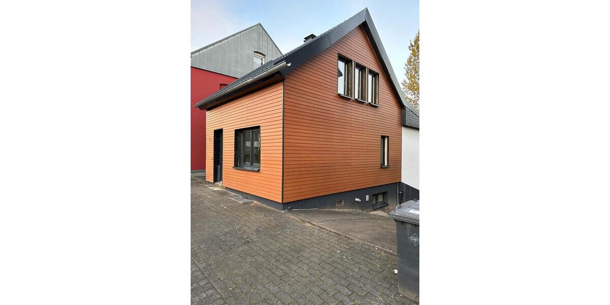 Einfamilienhaus Hilchenbach - 2 Zimmer, 80 m&sup2;, 700&euro; | Angebot:25176390