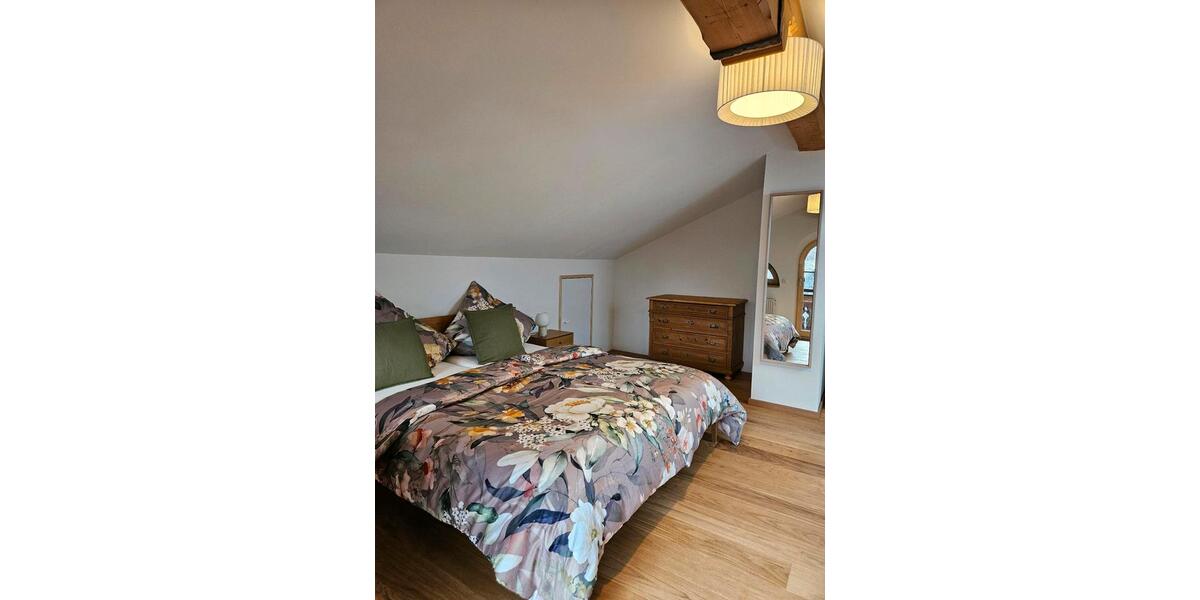 Maisonettenwohnung Tuntenhausen - 3 Zimmer, 76 m&sup2;, 1.500&euro; | Angebot:24848485