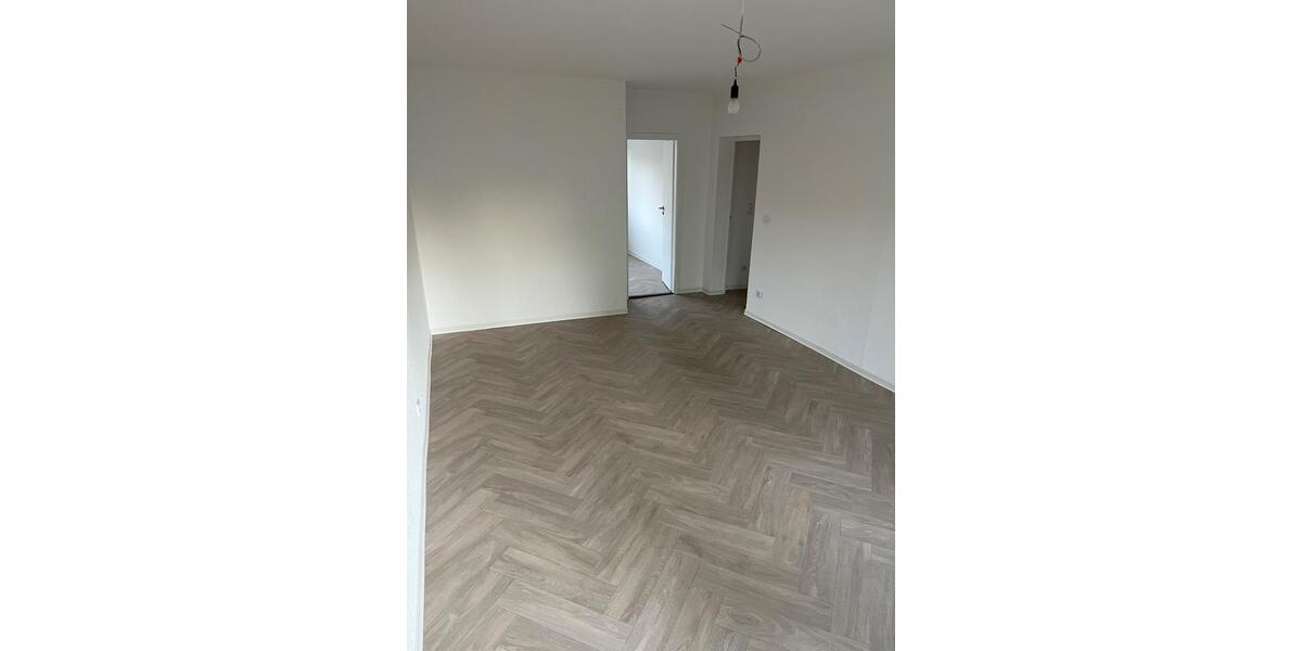 Erdgeschoßwohnung Weißenfels - 3 Zimmer, 61 m&sup2;, 390&euro; | Angebot:26311537