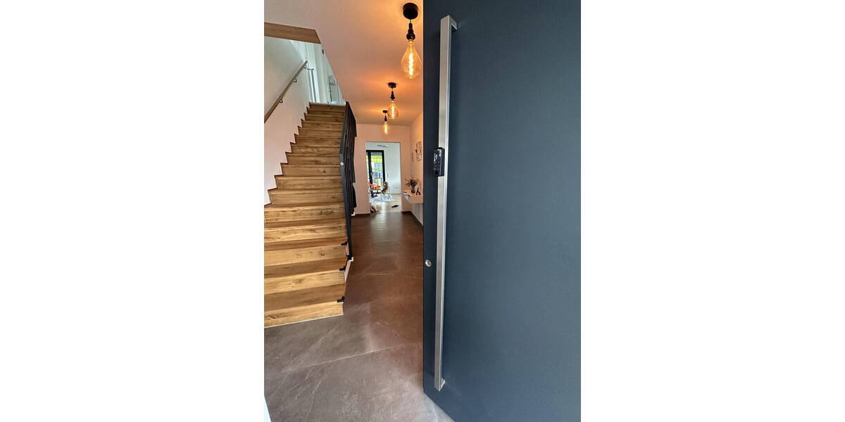 Einfamilienhaus Sankt Katharinen (Landkreis Neuwied) - 7 Zimmer, 180 m&sup2;, 2.950&euro; | Angebot:26806002