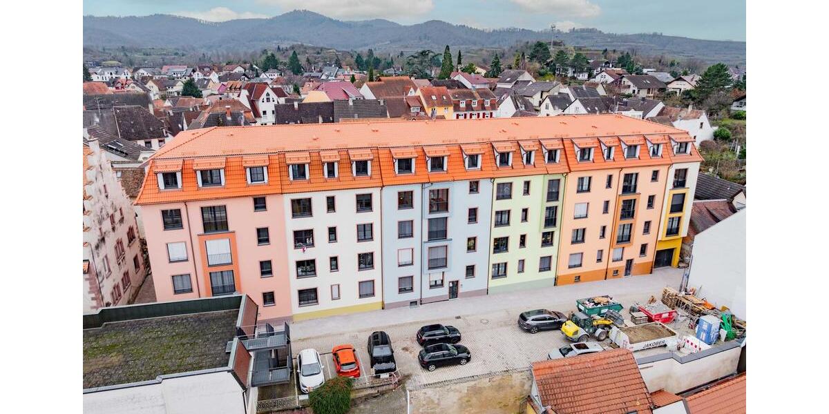 Etagenwohnung Endingen am Kaiserstuhl - 4 Zimmer, 129 m&sup2;, 1.890&euro; | Angebot:26574389