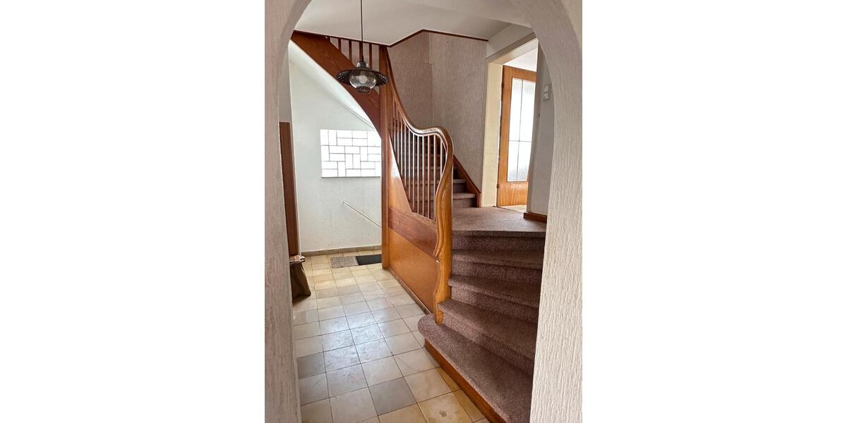 Mehrfamilienhaus, Wohnhaus Fuldabrück - 8 Zimmer, 178 m&sup2;, 1.250&euro; | Angebot:26294804