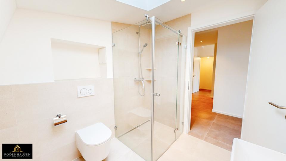 Einfamilienhaus Germering - 2 Zimmer, 75 m&sup2;, 1.500&euro; | Angebot:26454296