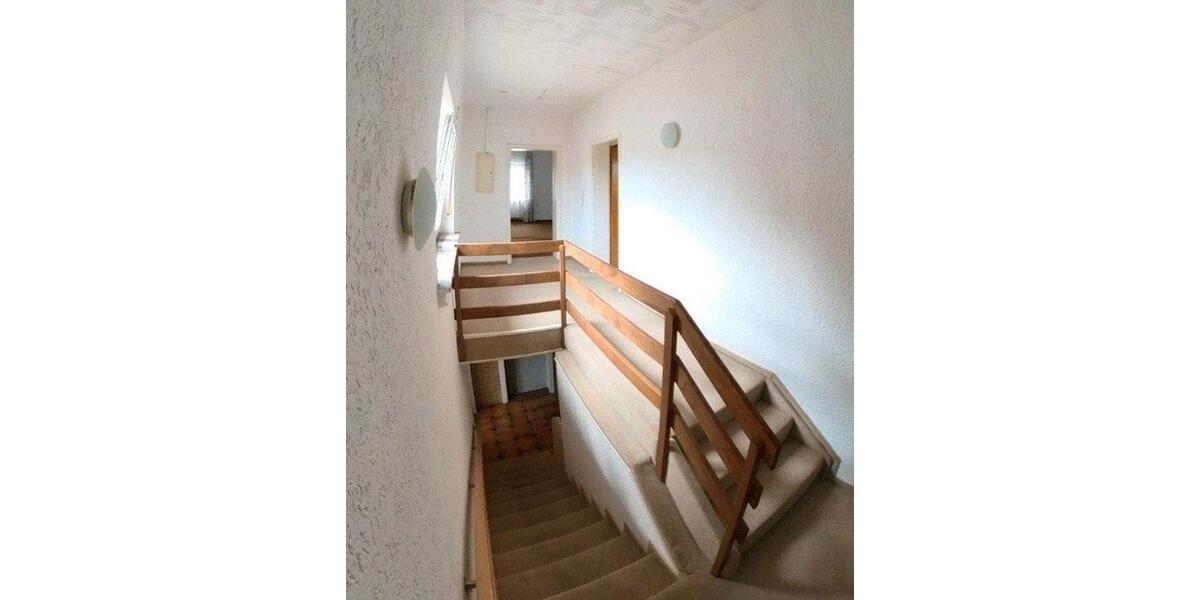 Etagenwohnung Ebsdorfergrund - 3 Zimmer, 120 m&sup2;, 800&euro; | Angebot:26210881