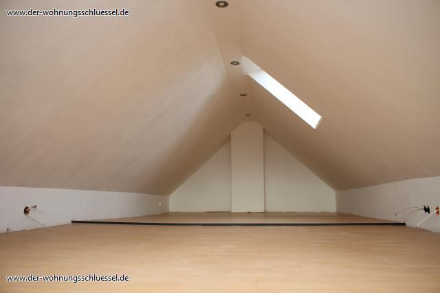 Maisonettenwohnung Oelsnitz (Erzgebirge) - 5 Zimmer, 95 m&sup2;, 535&euro; | Angebot:26647917