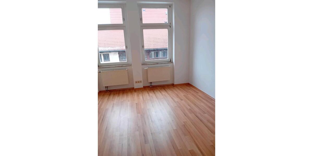 Etagenwohnung Meiningen - 4 Zimmer, 94 m&sup2;, 495&euro; | Angebot:24873685