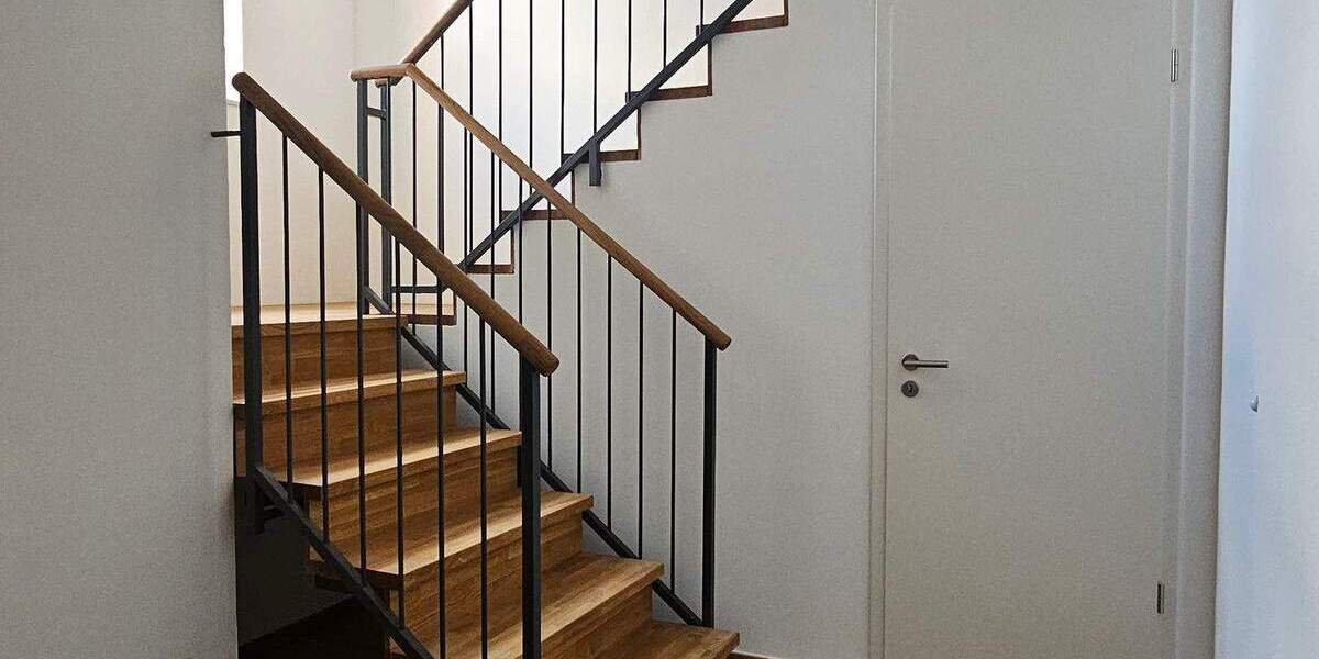 Mehrfamilienhaus, Wohnhaus Hannover Bemerode - 5 Zimmer, 153 m&sup2;, 2.070&euro; | Angebot:25195882