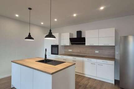 Wohnung Zell - 2.5 Zimmer, 125 m&sup2;, 1.250&euro; | Angebot:25336880