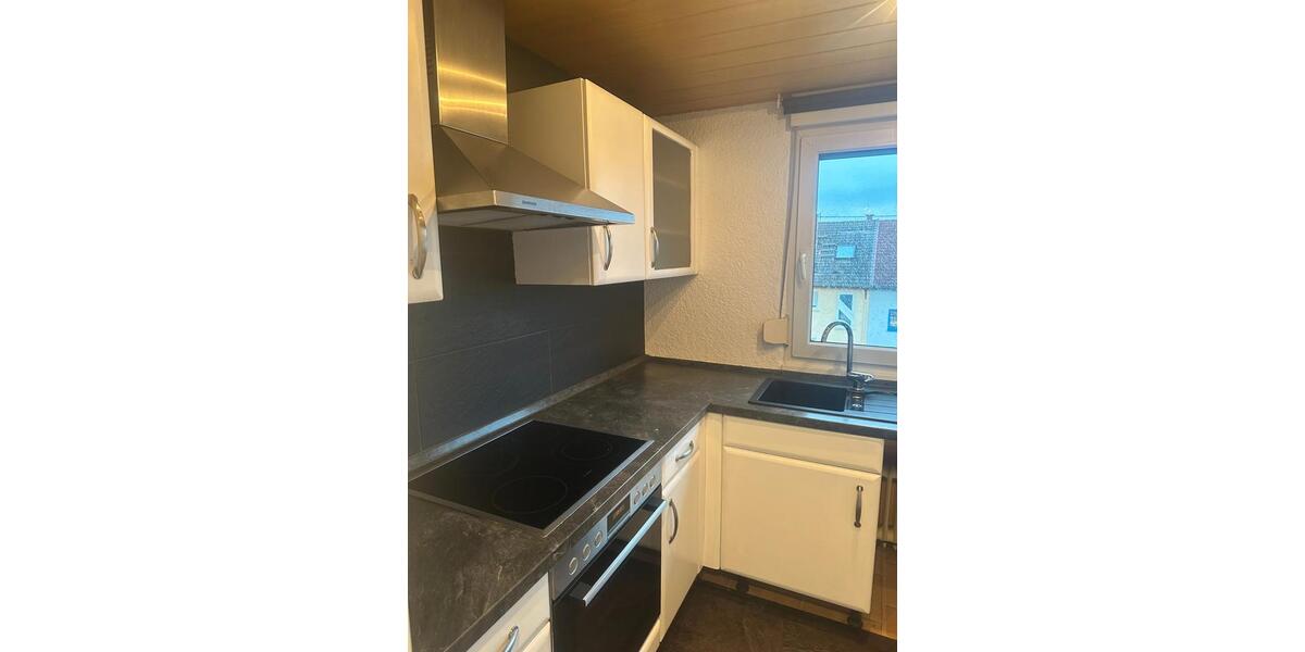 Dachgeschoßwohnung Bous - 4 Zimmer, 82 m&sup2;, 780&euro; | Angebot:22285781