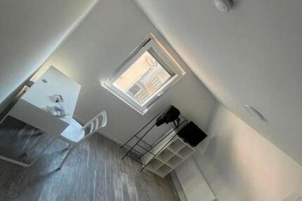 Wohnen auf Zeit Reutlingen Reutlingen (Kernstadt) - 1 Zimmer, 1 m&sup2;, 480&euro; | Angebot:26257798